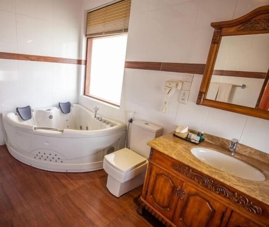 Imagen general del Hotel Kings Ridge. Foto 3