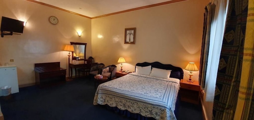 Imagen de la habitación del Hotel Kings Square. Foto 13