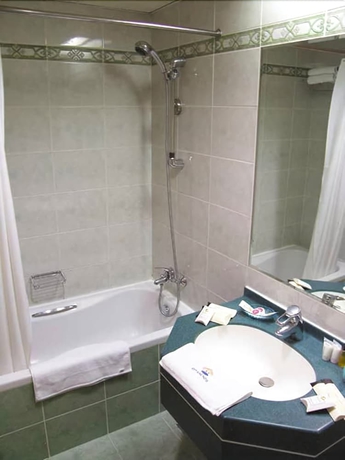 Imagen de la habitación del Hotel Kings Square. Foto 17