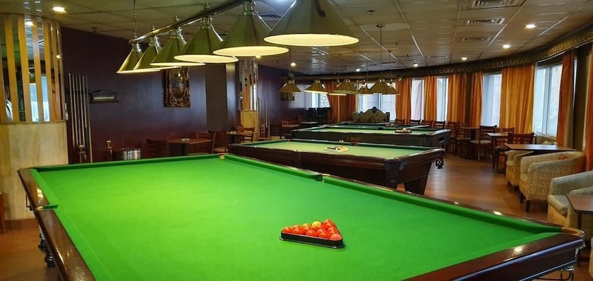 Imagen del bar/restaurante del Hotel Kings Square. Foto 9