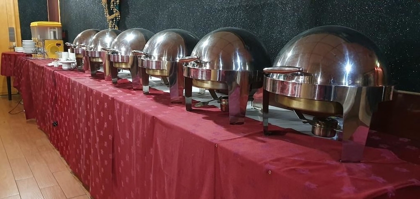 Imagen del bar/restaurante del Hotel Kings Square. Foto 10