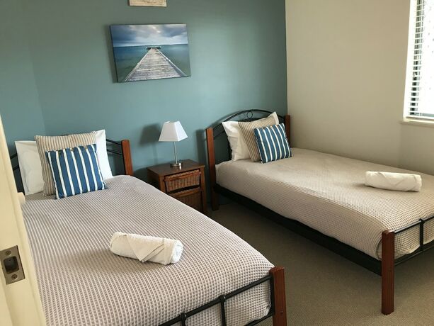 Imagen de la habitación del Hotel Kings Way Apartments. Foto 22