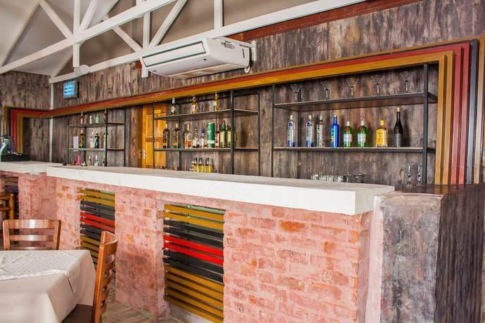 Imagen del bar/restaurante del Hotel Kings and Gallery. Foto 3