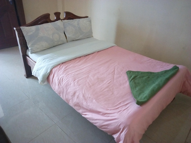 Imagen de la habitación del Hotel Kings and Queens Lounge. Foto 7