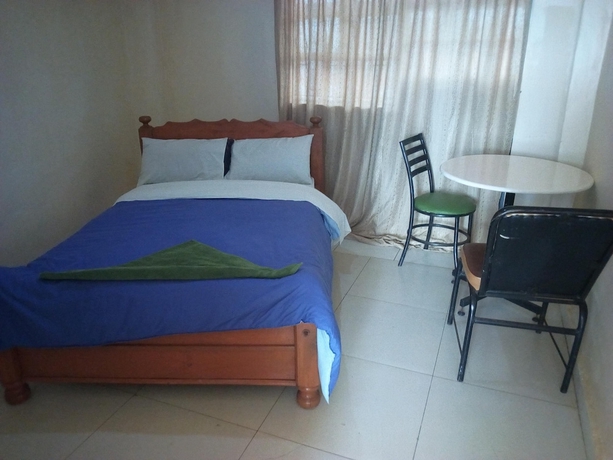 Imagen de la habitación del Hotel Kings and Queens Lounge. Foto 8