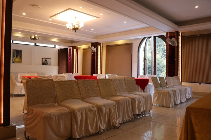 Imagen de los interiores del Hotel Kings retreat. Foto 18