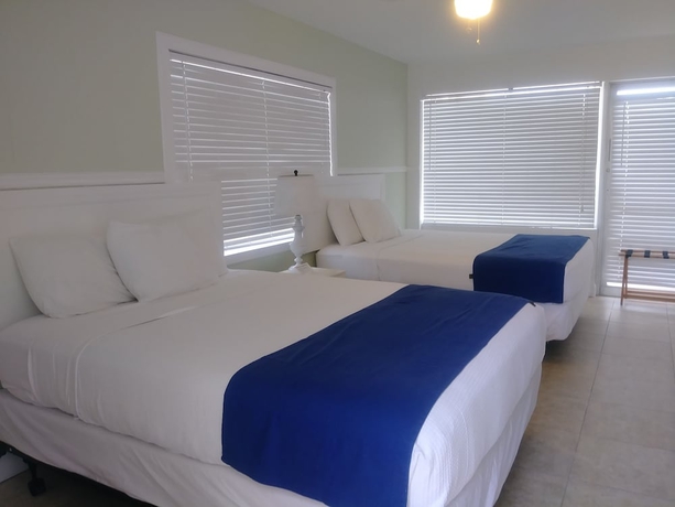 Imagen de la habitación del Hotel Kingsail Resort. Foto 4