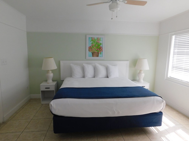 Imagen de la habitación del Hotel Kingsail Resort. Foto 10