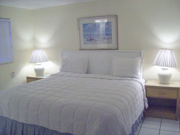 Imagen de la habitación del Hotel Kingsail Resort. Foto 17
