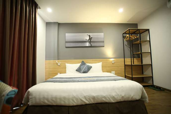 Imagen de la habitación del Hotel Kingsales. Foto 6