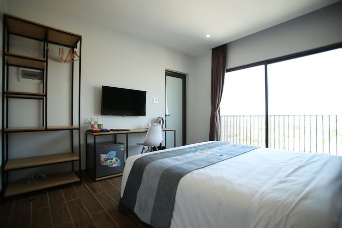 Imagen de la habitación del Hotel Kingsales. Foto 11