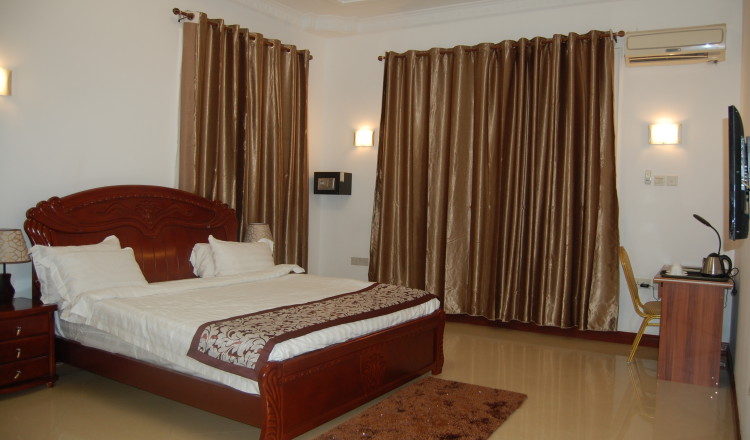 Imagen general del Hotel Kingsbridge Royale. Foto 3
