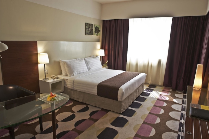 Imagen de la habitación del Hotel Kingsgate Abu Dhabi. Foto 11