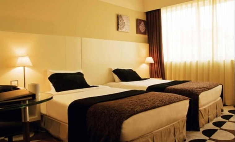 Imagen de la habitación del Hotel Kingsgate Abu Dhabi. Foto 13