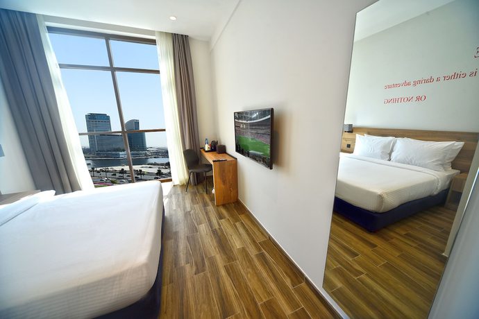 Imagen de la habitación del Hotel Kingsgate Al Jadaf by Millennium Hotels. Foto 12