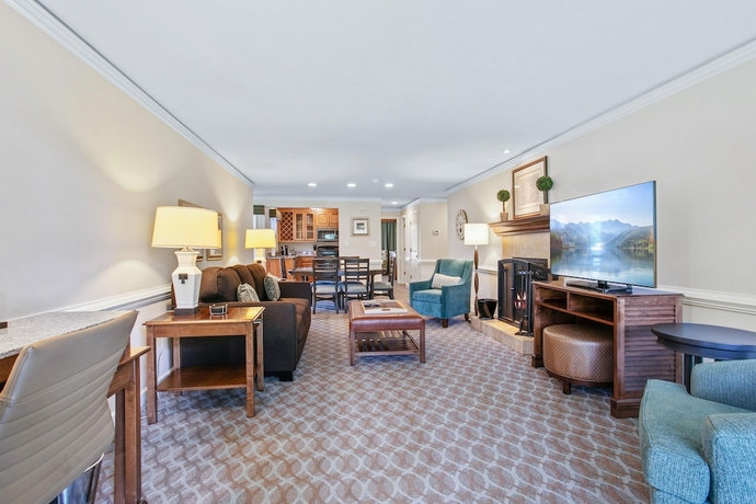Imagen de la habitación del Hotel Kingsmill Resort. Foto 2