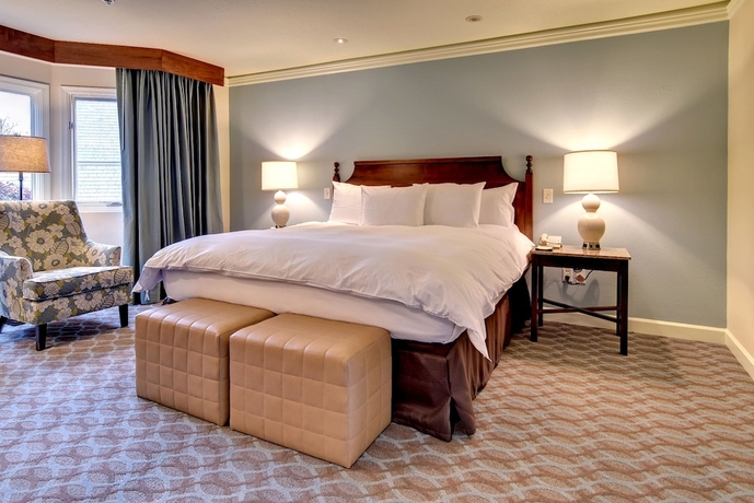Imagen de la habitación del Hotel Kingsmill Resort. Foto 3