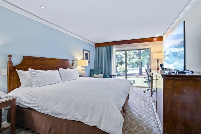 Imagen de la habitación del Hotel Kingsmill Resort. Foto 8