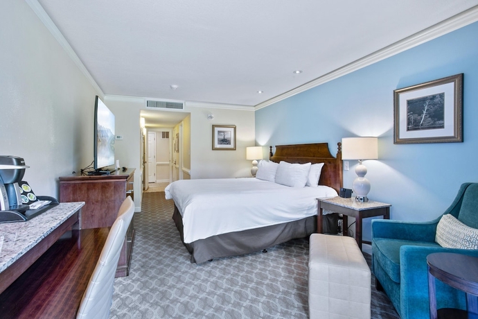 Imagen de la habitación del Hotel Kingsmill Resort. Foto 17
