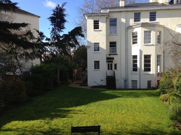 Imagen de los exteriores del Hotel Kingsmuir. Foto 6