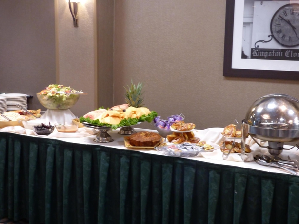 Imagen de los interiores del Hotel Kingston Regency Inn. Foto 16