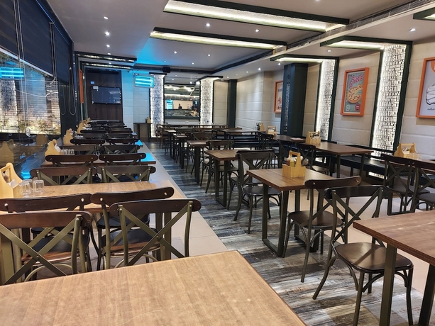 Imagen de los interiores del Hotel Kingston Resort. Foto 19