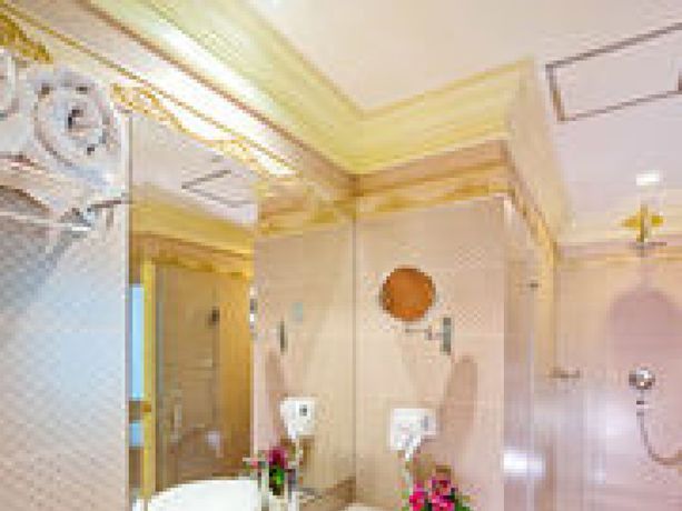 Imagen de la habitación del Hotel Kingston Suites Bangkok. Foto 8