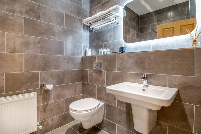 Imagen de la habitación del Hotel Kingstons Townhouse. Foto 17