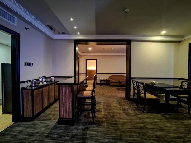 Imagen del bar/restaurante del Hotel Kingwood Hotel Sibu. Foto 4