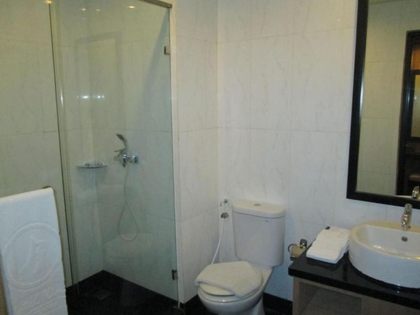 Imagen de la habitación del Hotel Kini. Foto 7