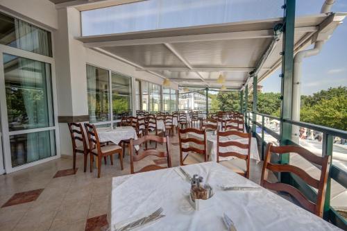 Imagen general del Hotel Kini Park All Inclusive & Free Parking. Foto 9