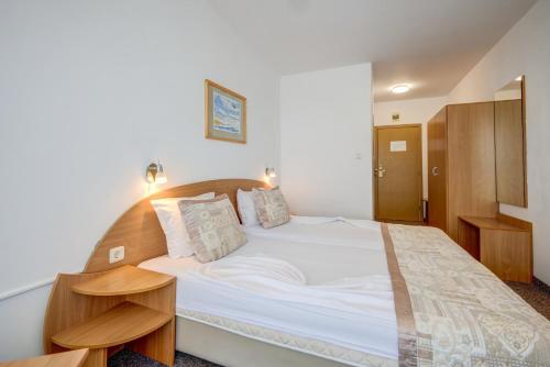 Imagen general del Hotel Kini Park All Inclusive & Free Parking. Foto 15