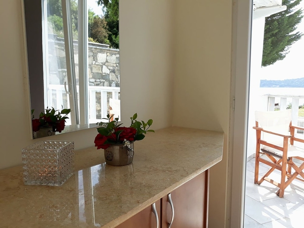 Imagen de la habitación del Hotel Kinira Beach. Foto 13