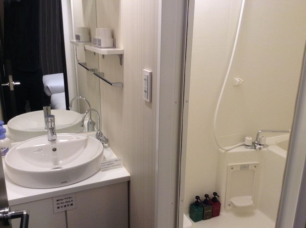 Imagen de la habitación del Hotel Kinki. Foto 9