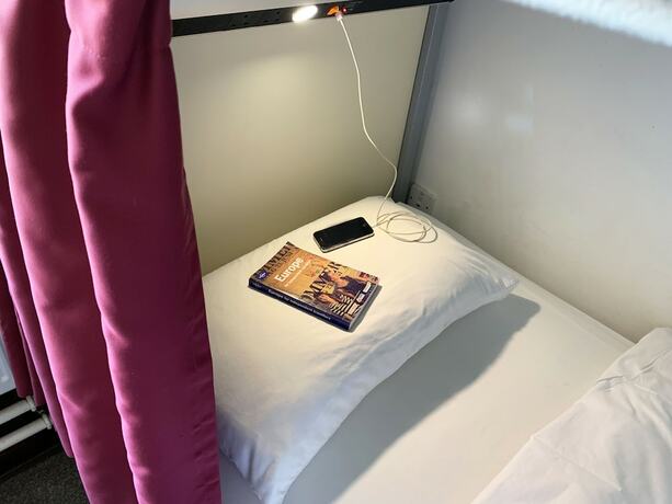 Imagen de la habitación del Hotel Kinlay Hostel Galway. Foto 13