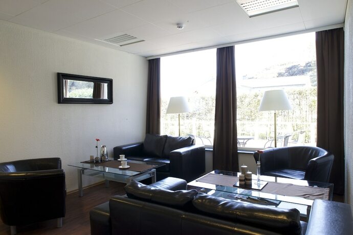 Imagen general del Hotel Kinn l Flor&oslash;. Foto 12