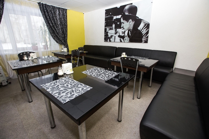 Imagen del bar/restaurante del Hotel Kinolenta. Foto 2