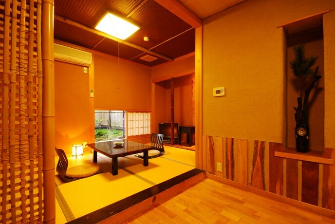Imagen de la habitación del Hotel Kinosaki Tajimaya. Foto 25