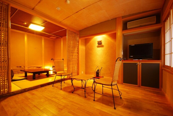 Imagen de la habitación del Hotel Kinosaki Tajimaya. Foto 28