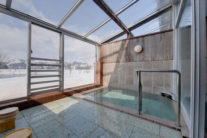 Imagen de la piscina del Hotel Kinseikan Grace Court Realis. Foto 19