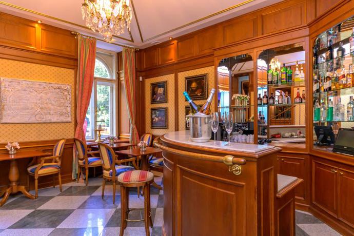 Imagen general del Hotel Kinsky Fountain. Foto 2