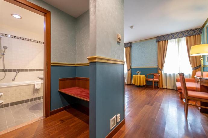 Imagen general del Hotel Kinsky Fountain. Foto 11