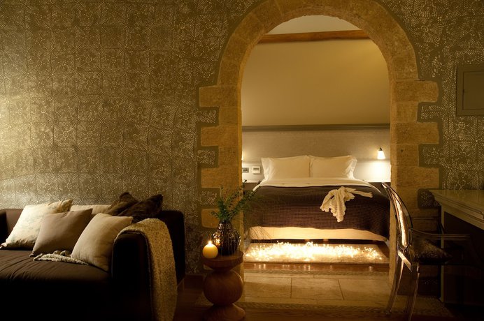 Imagen de la habitación del Hotel Kinsterna. Foto 17