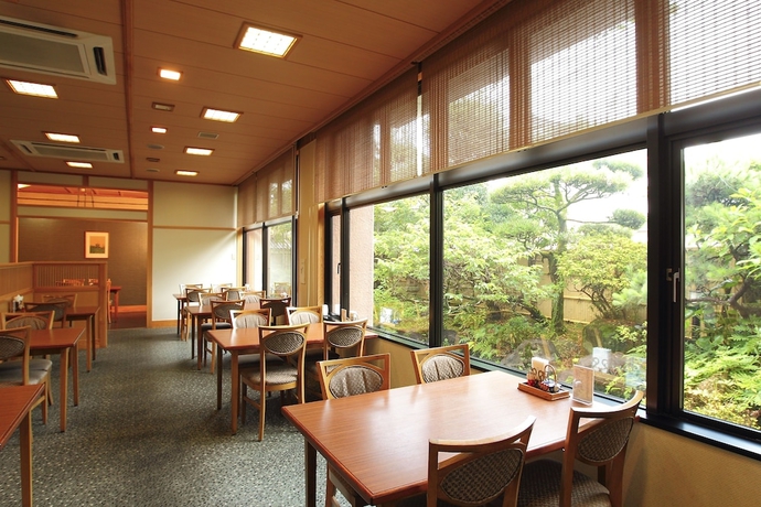 Imagen del bar/restaurante del Hotel Kinsuien. Foto 3