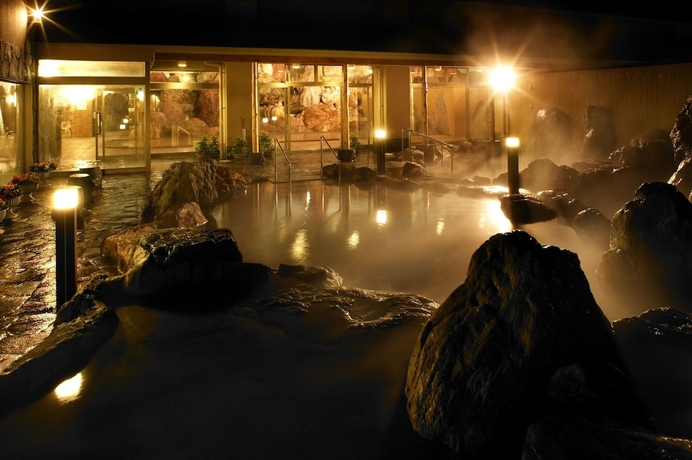 Imagen de la piscina del Hotel Kintarouonsen. Foto 19