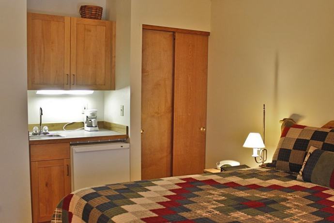 Imagen de la habitación del Hotel Kintla Lodge. Foto 7