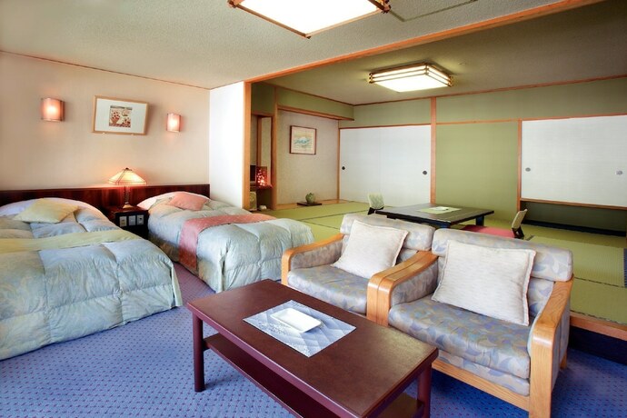 Imagen de la habitación del Hotel Kinugawa Kanko. Foto 9