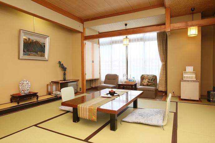Imagen de la habitación del Hotel Kinugawa Kokusai. Foto 5