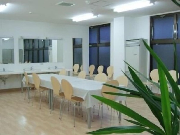Imagen del bar/restaurante del Hotel Kinugawa Niouson Plaza. Foto 2