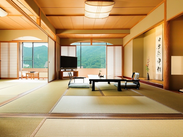 Imagen de la habitación del Hotel Kinugawa Onsen Sanraku. Foto 4